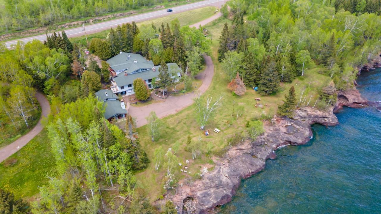 Thomsonite Inn On Lake Superior Ґранд-Марей Екстер'єр фото